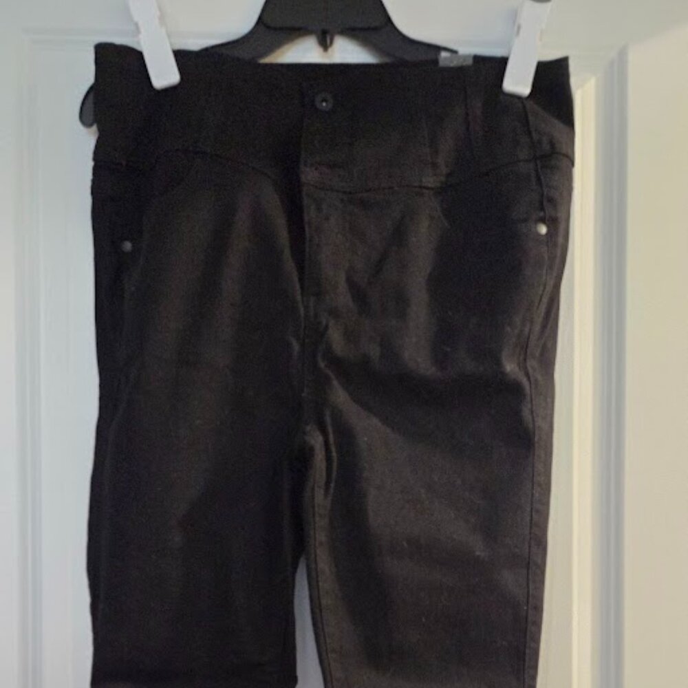 Torrid black skinny jeans BRAND NEW SIZE 10 R